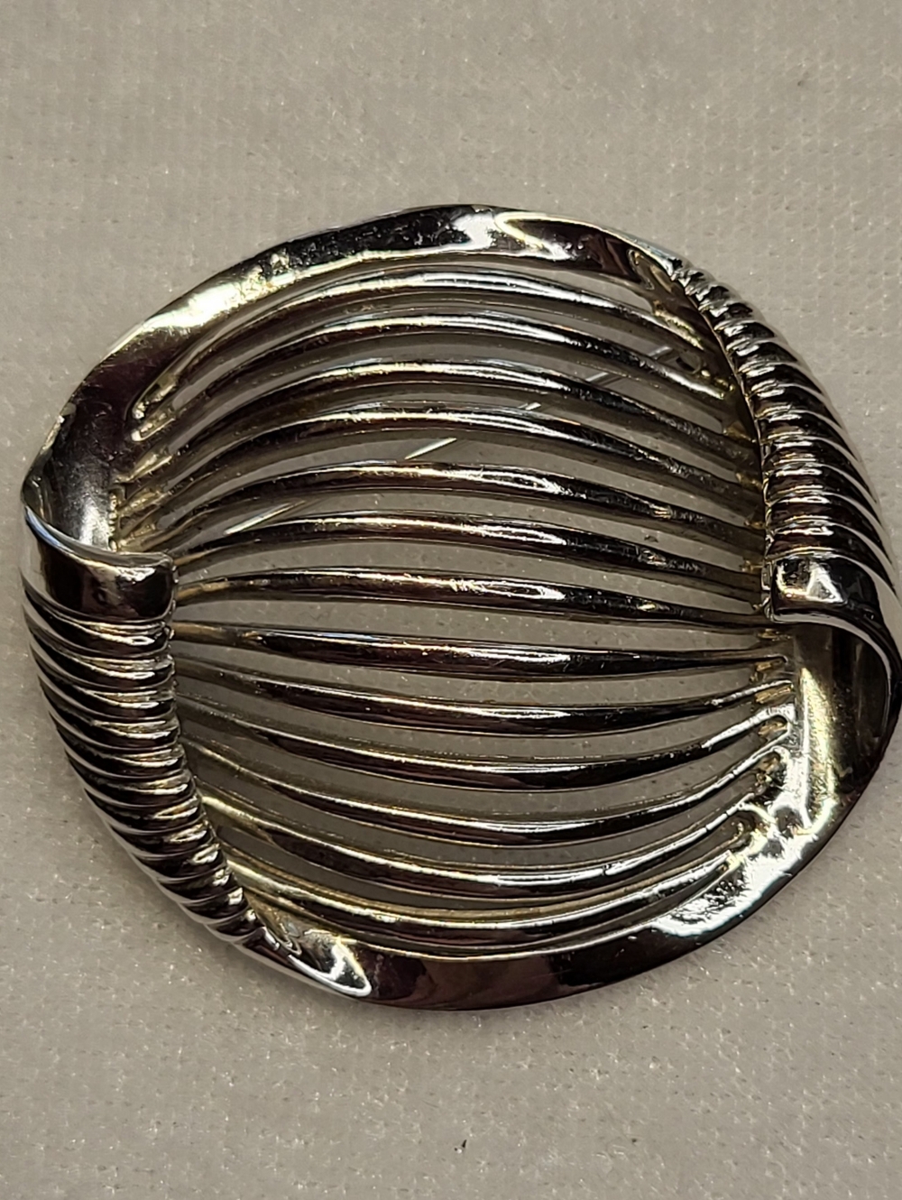 Vintage Modernist Open-work Brooch / Pin
